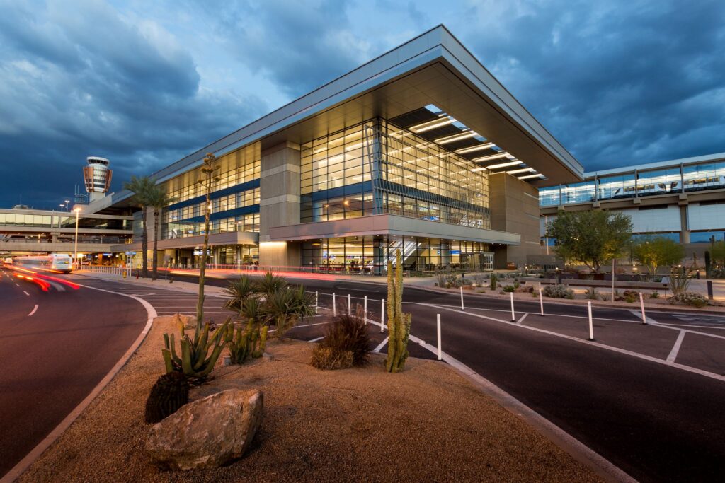 PHX Terminal 3